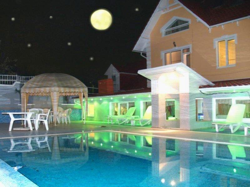 Gloria Mini-Hotel Chişinau Exteriör bild