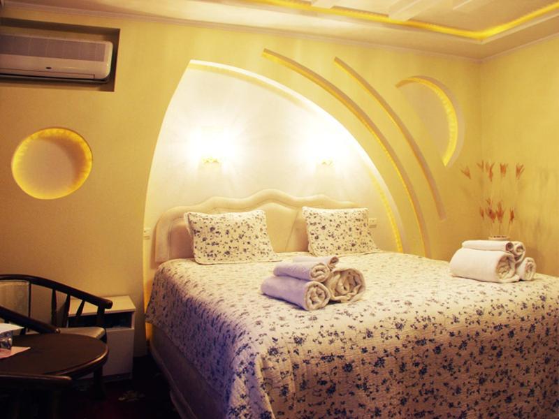 Gloria Mini-Hotel Chişinau Exteriör bild